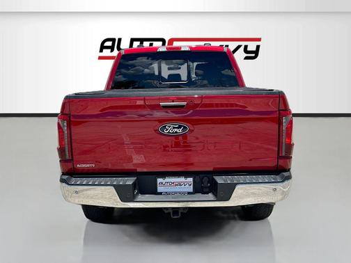 RAPID RED MET TINTED CC 2024 Ford F-150 XLT