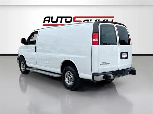2023 GMC Savana 2500 Work Van
