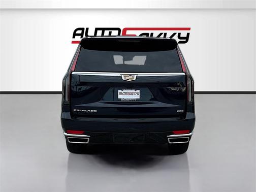 2022 Cadillac Escalade Luxury