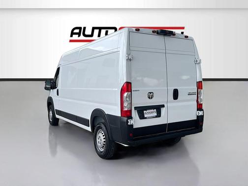Bright White Clearcoat 2025 RAM ProMaster 3500 High Roof