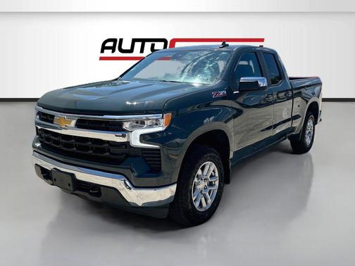 Cypress Gray 2025 Chevrolet Silverado 1500 LT