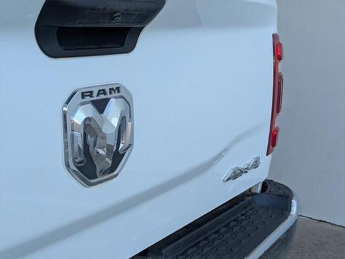 2024 RAM 2500 Tradesman Crew Cab 4x4 6'4' Box