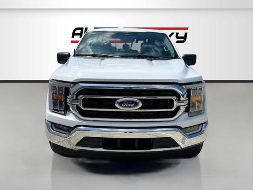 OXFORD WHITE 2023 Ford F-150 XLT
