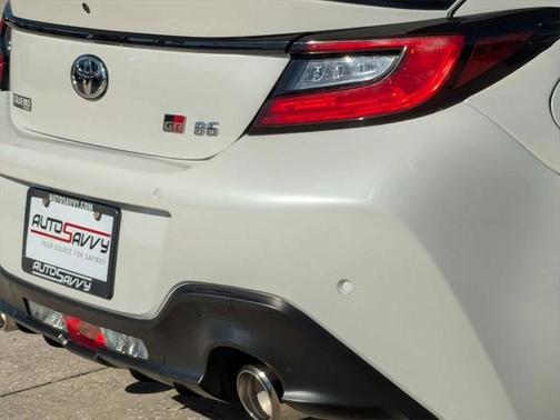 2024 Toyota GR86 Base