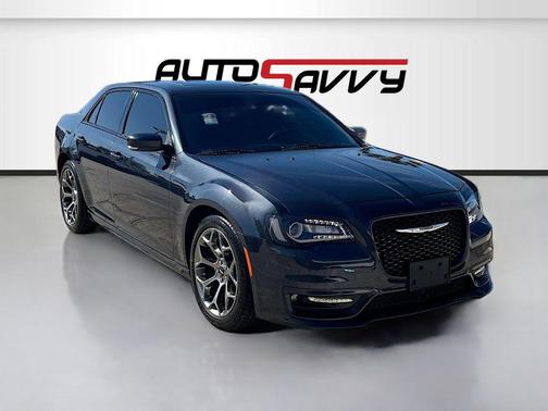 2018 Chrysler 300 S