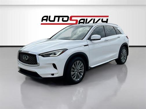 2024 INFINITI QX50 LUXE