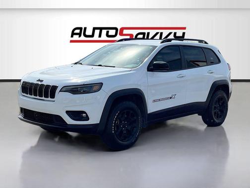 Bright White Clearcoat 2022 Jeep Cherokee X 4x4