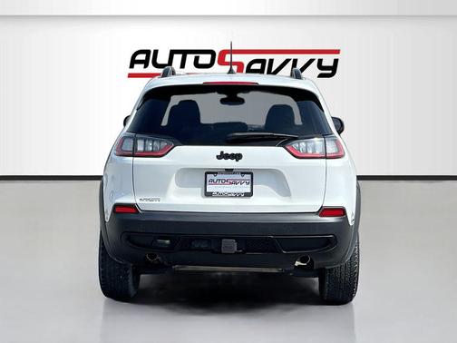 Bright White Clearcoat 2022 Jeep Cherokee X 4x4