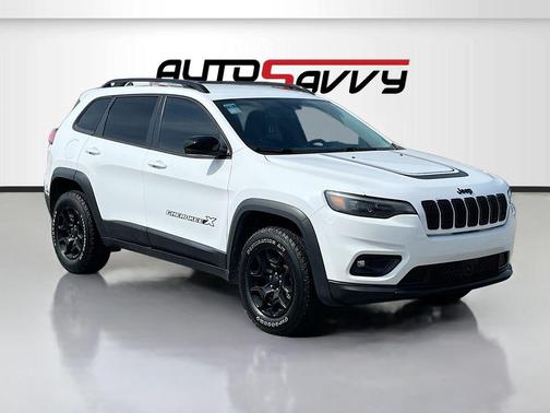 Bright White Clearcoat 2022 Jeep Cherokee X 4x4
