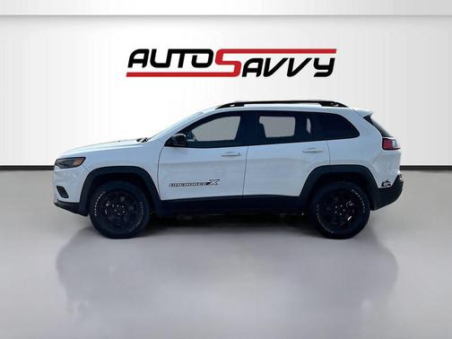 Bright White Clearcoat 2022 Jeep Cherokee X 4x4