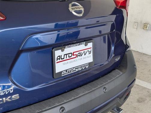 2020 Nissan Kicks SR