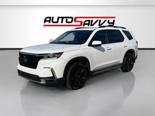 2024 Honda Pilot Touring 8-Passenger
