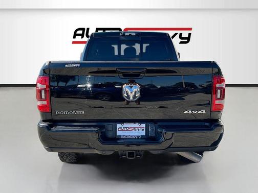 Diamond Black Crystal Pearlcoat 2023 RAM 3500 Laramie Mega Cab 4x4 6'4' Box