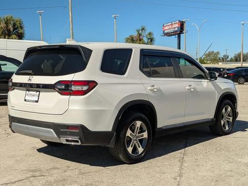 2023 Honda Pilot 2WD EX-L 7 Passenger