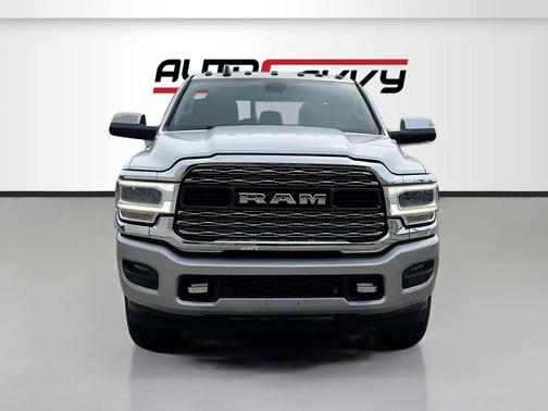 2020 RAM 2500 Laramie Mega Cab 4X4 6'4' Box