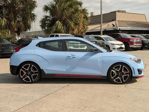 2022 Hyundai Veloster N Base