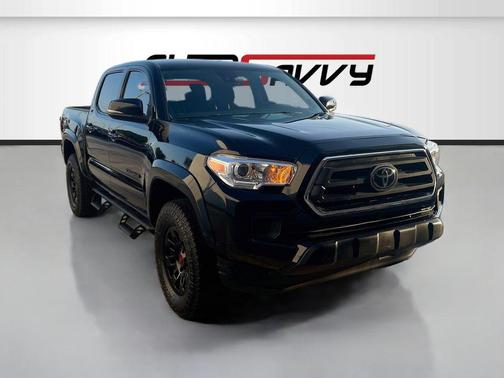 Midnight Black Metallic 2022 Toyota Tacoma SR5