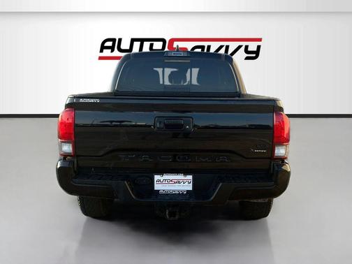 Midnight Black Metallic 2022 Toyota Tacoma SR5