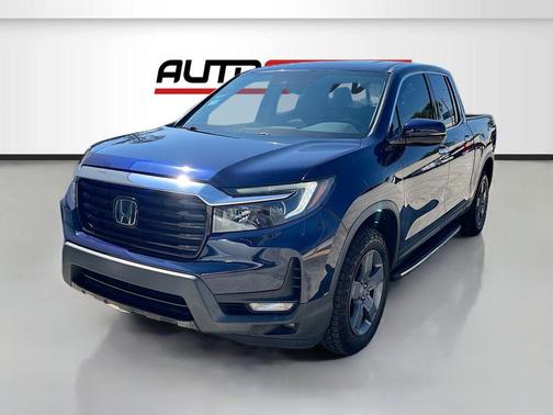 Dark Blue 2022 Honda Ridgeline RTL