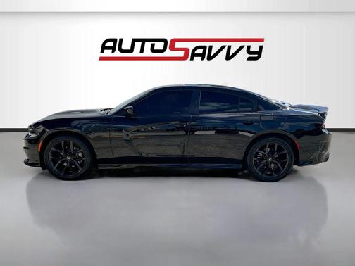 Pitch Black Clearcoat 2022 Dodge Charger R/T