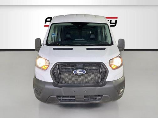 Oxford White 2026 Ford Transit-250 Base