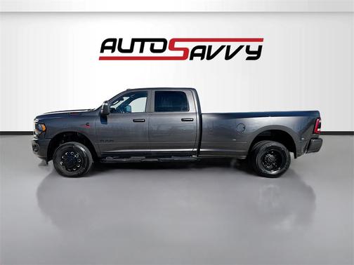 2023 RAM 3500 Big Horn Crew Cab 4x4 8' Box