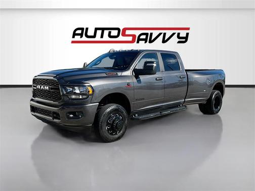 2023 RAM 3500 Big Horn Crew Cab 4x4 8' Box