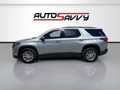 Sterling Gray Metallic 2023 Chevrolet Traverse LT Cloth