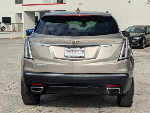 2022 Cadillac XT5 Sport