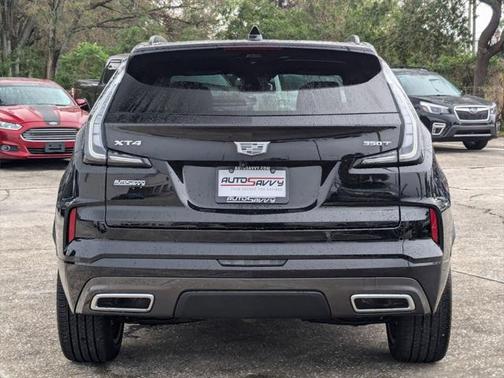 2024 Cadillac XT4 Sport
