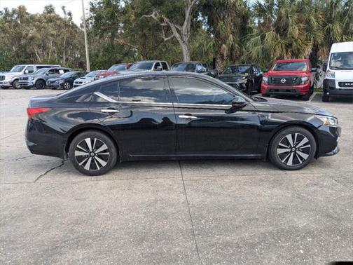 2021 Nissan Altima 2.5 SL
