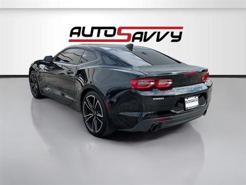 2021 Chevrolet Camaro RWD Coupe LT1