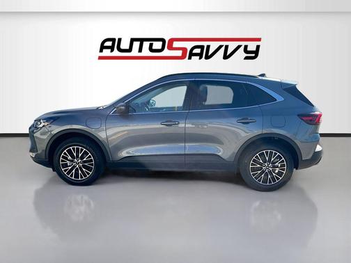 2025 Ford Escape PHEV SE