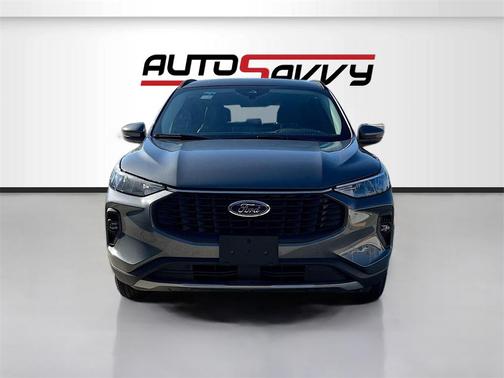 2025 Ford Escape PHEV SE