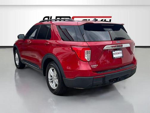 RAPID RED MET TINTED CC 2022 Ford Explorer XLT