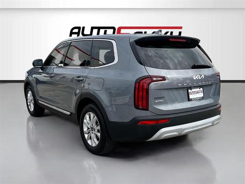 2022 Kia Telluride LX