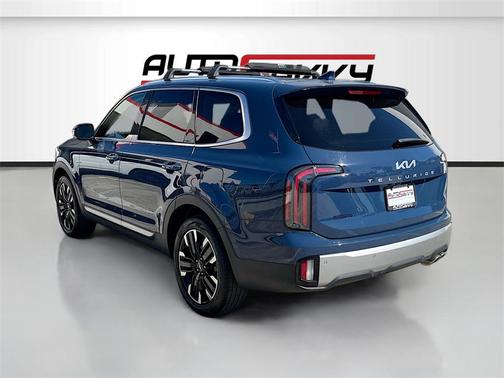2023 Kia Telluride SX