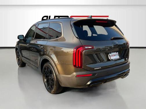 Dark Moss 2021 Kia Telluride SX