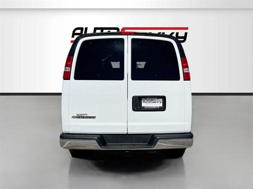 2019 Chevrolet Express 2500 LT