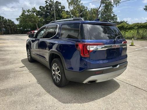 2023 GMC Acadia AWD SLT
