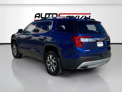 2023 GMC Acadia AWD SLT