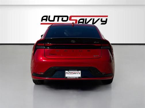 2024 Toyota Prius XLE