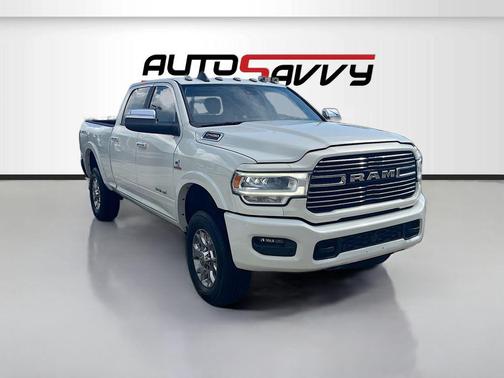 Pearl White 2019 RAM 2500 Laramie Crew Cab 4x4 6'4' Box