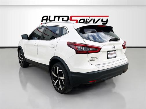 2021 Nissan Rogue Sport SL