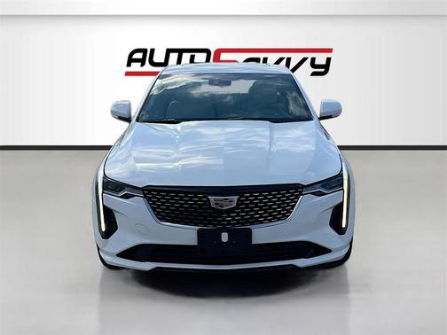 2023 Cadillac CT4 Luxury
