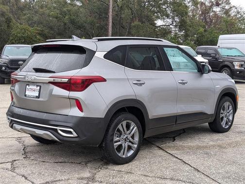 2023 Kia Seltos S