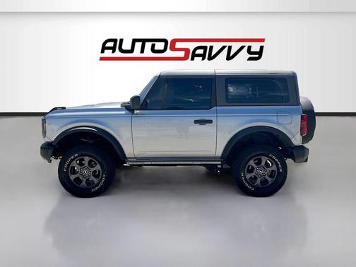 ICONIC SILVER METALLIC 2023 Ford Bronco Big Bend