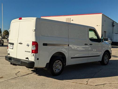 2020 Nissan NV Cargo NV2500 HD SV V8