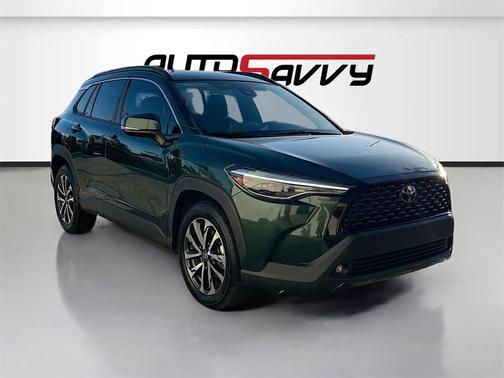 2022 Toyota Corolla Cross XLE