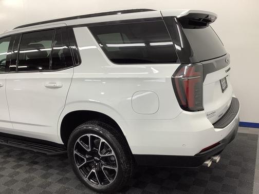 2026 Chevrolet Tahoe 4WD RST